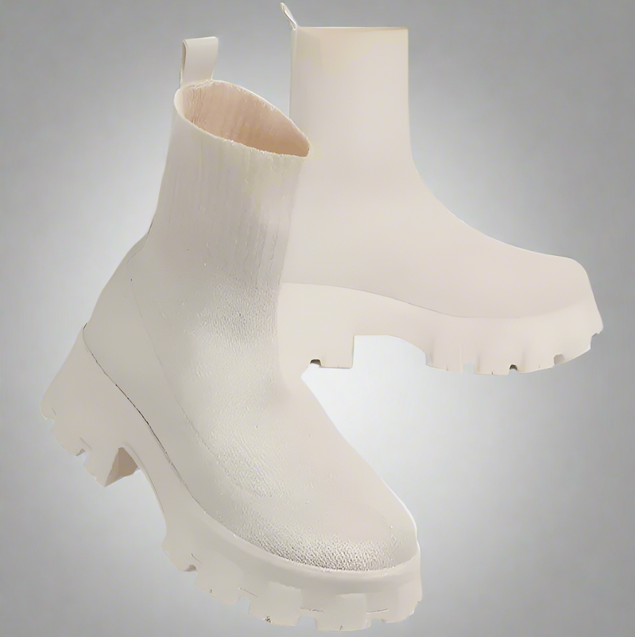 מגפיים אופנתיים לנשים עם פלטפורמה אלסטית