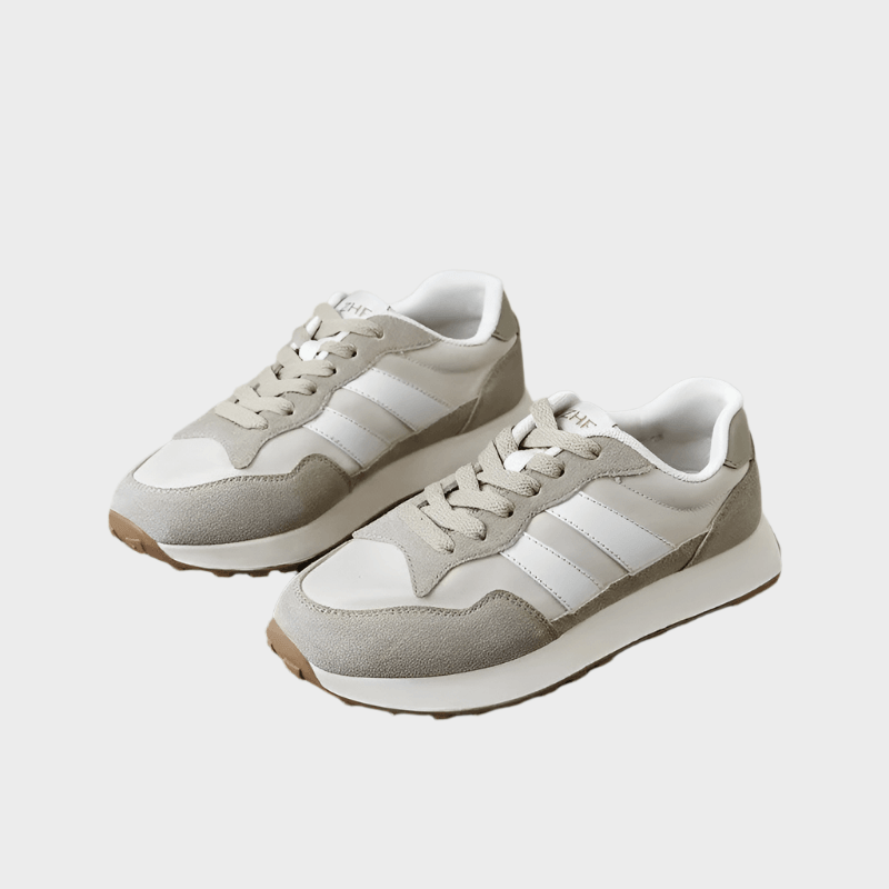 حذاء رياضي نسائي موديل Street Luxe