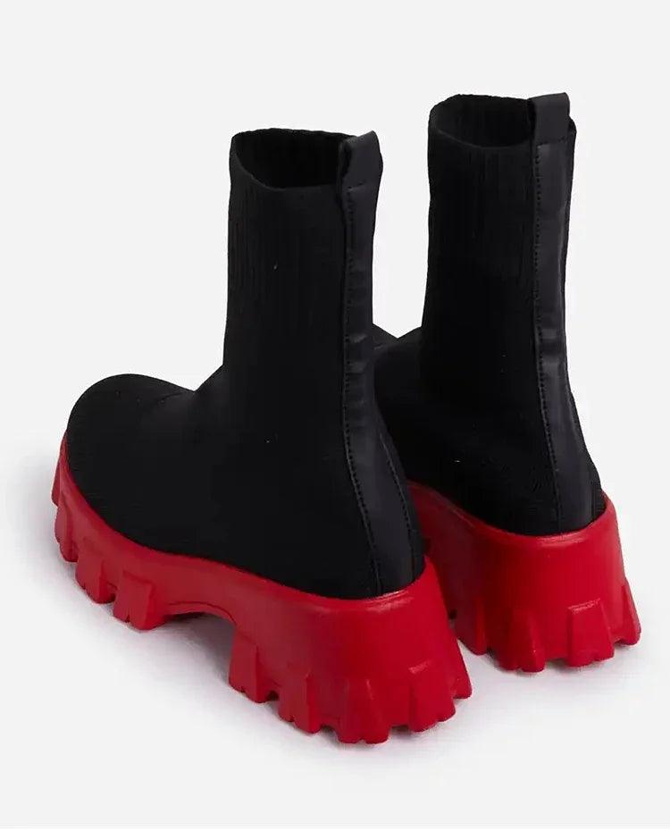 מגפיים אופנתיים לנשים עם פלטפורמה אלסטית - StepUp Shoes