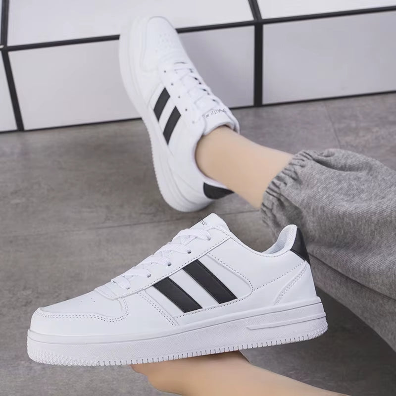 Fashion Anti-Slip Running Walking Style Woman Sneaker White Female Shoes Student Casual Sports Tennis Men Womens Footwear