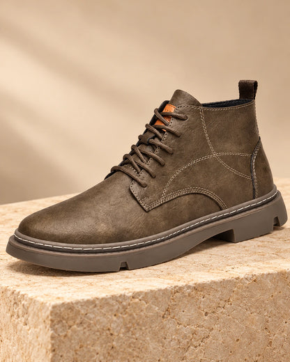 מגפיים מגביהים Platform Loafers בגוון חאקי – צילום מוצר בסטודיו | StepUp Shoes