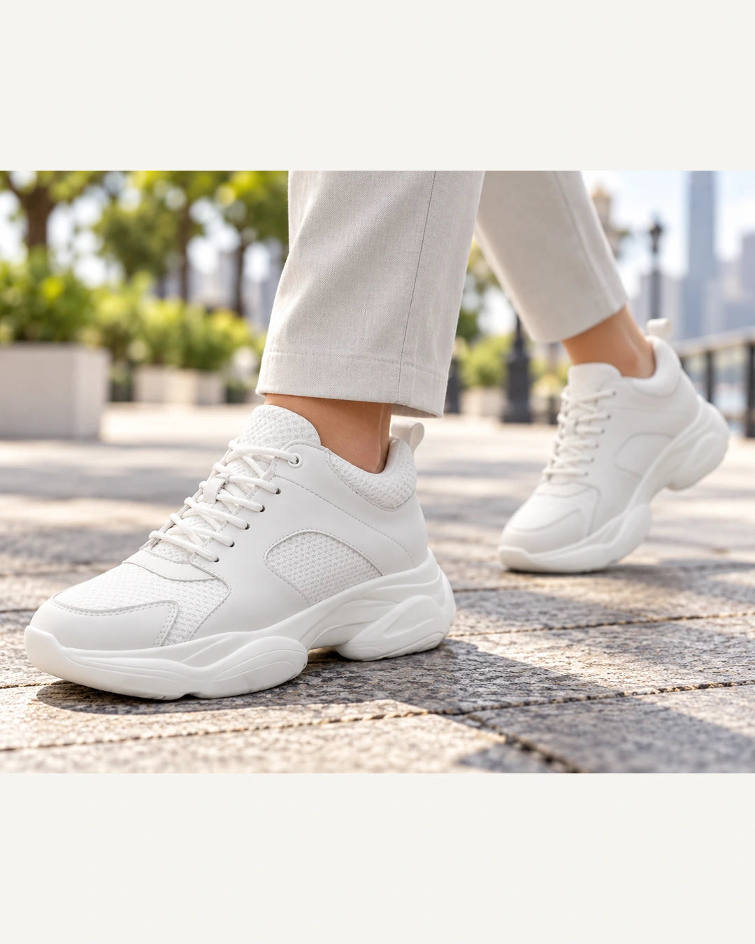 נעלי סניקרס מגביהות דגם Imperial Boost בצבע לבן – צילום Lifestyle | StepUp Shoes