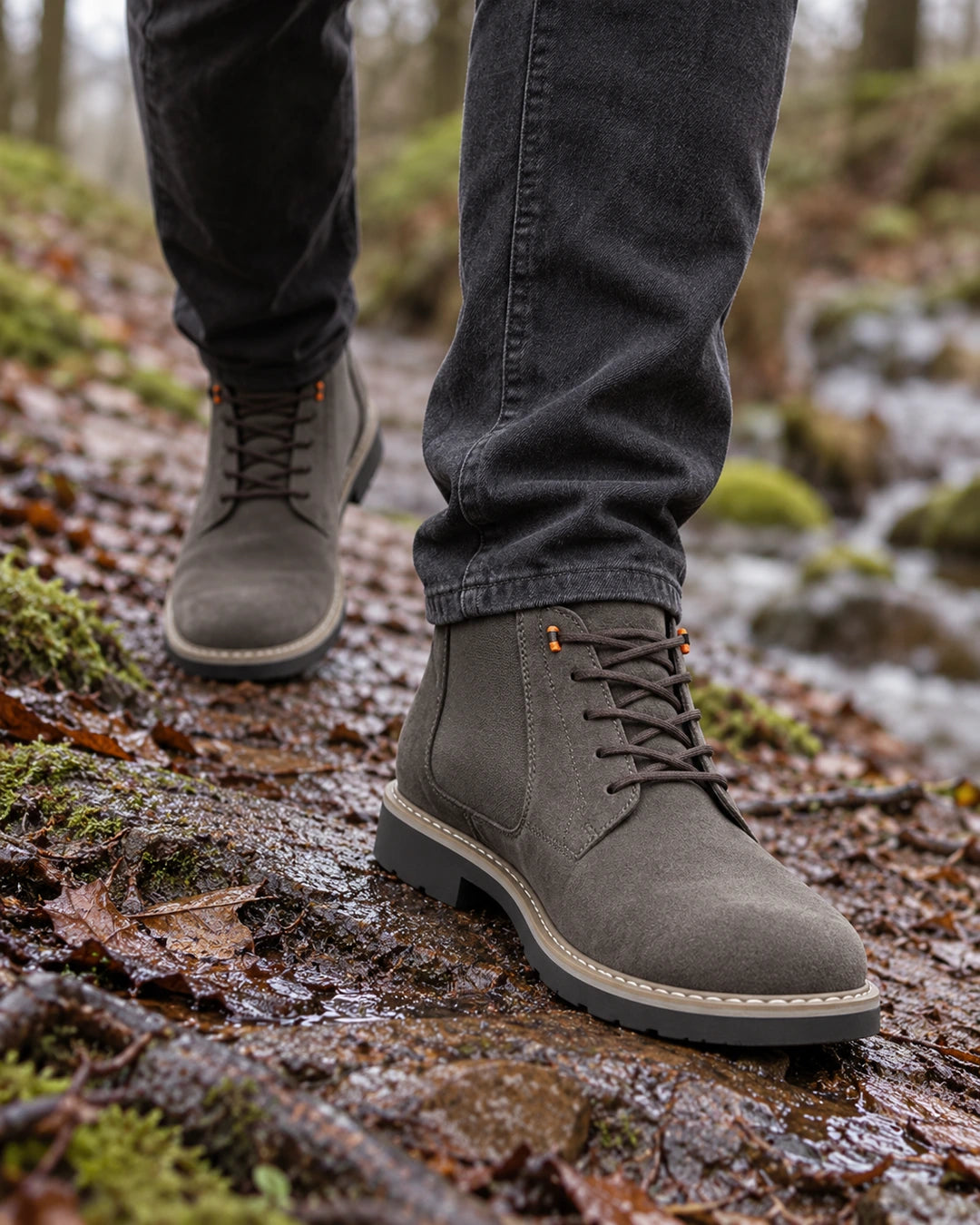 מגפיים מגביהות דגם Peak Step 6 בצבע אפור – צילום Lifestyle | StepUp Shoes