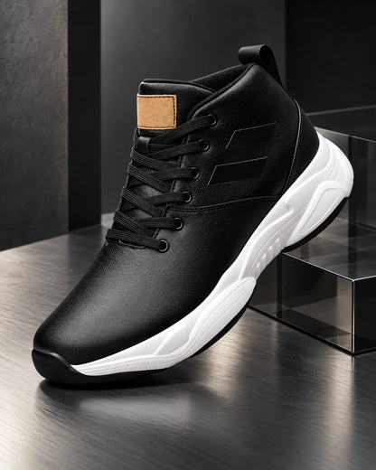 נעלי סניקרס מגביהות דגם Dynamic Glide בצבע שחור – צילום Lifestyle | StepUp Shoes
