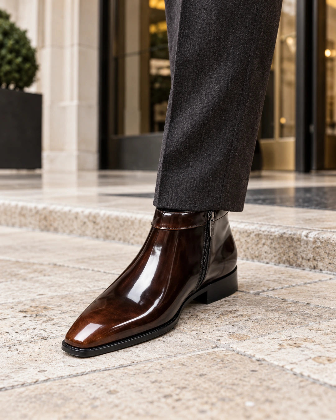 נעלי אלגנט מגביהות דגם  Altitude Classic בצבע חום – צילום Lifestyle | StepUp Shoes