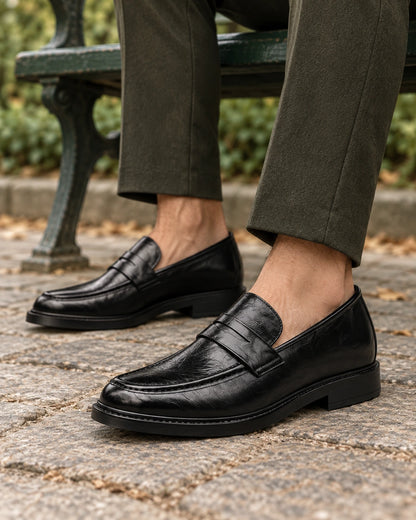 נעלי אלגנט מגביהות דגם Prime Height בצבע שחור – צילום Lifestyle | StepUp Shoes