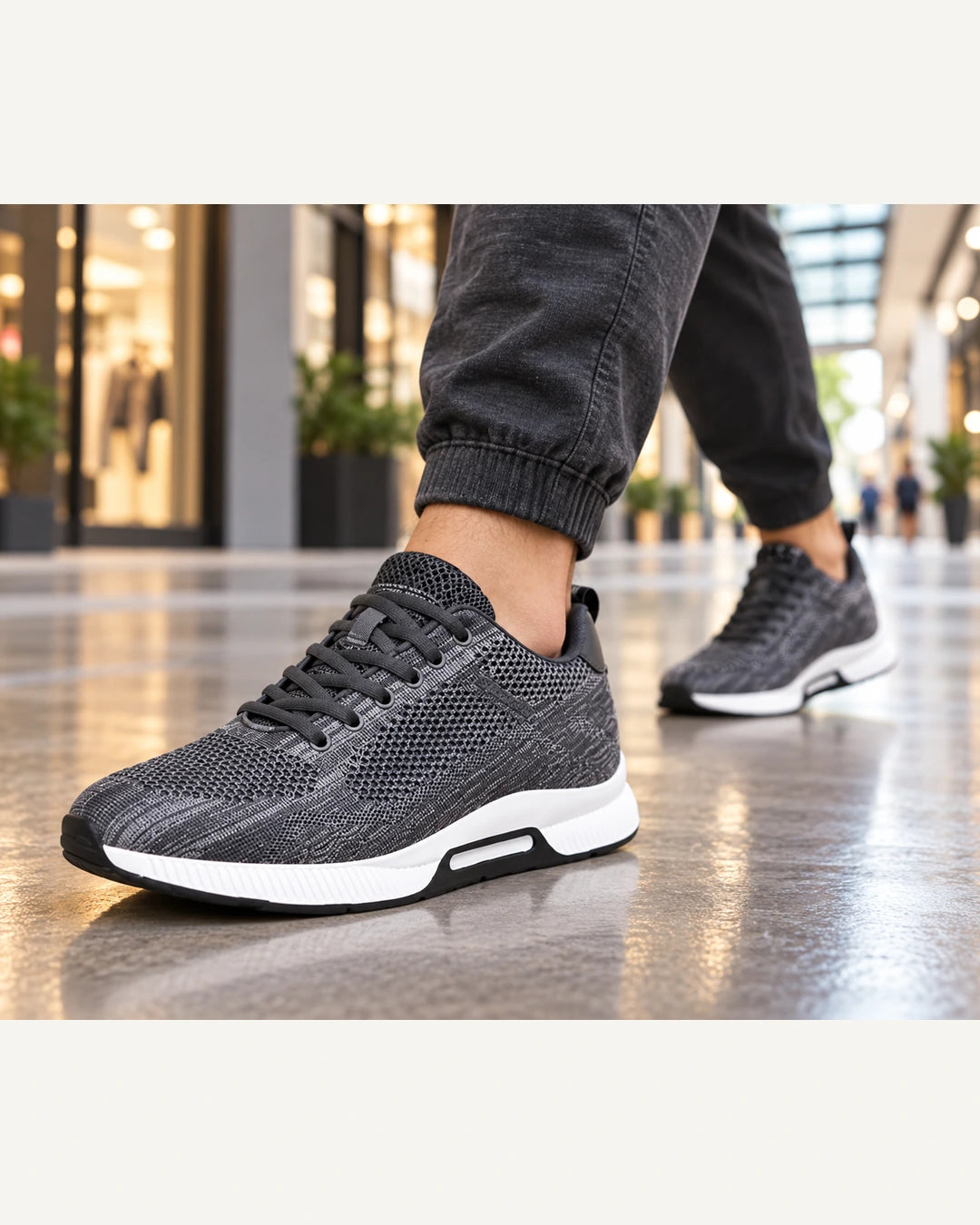נעלי סניקרס מגביהות דגם FlexRise בצבע אפור – צילום Lifestyle | StepUp Shoes