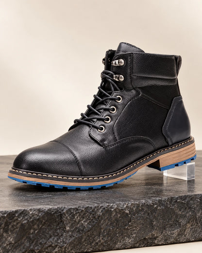 מגפיים מגביהות דגם  StreetLift Boots בצבע שחור – צילום מוצר בסטודיו | StepUp Shoes