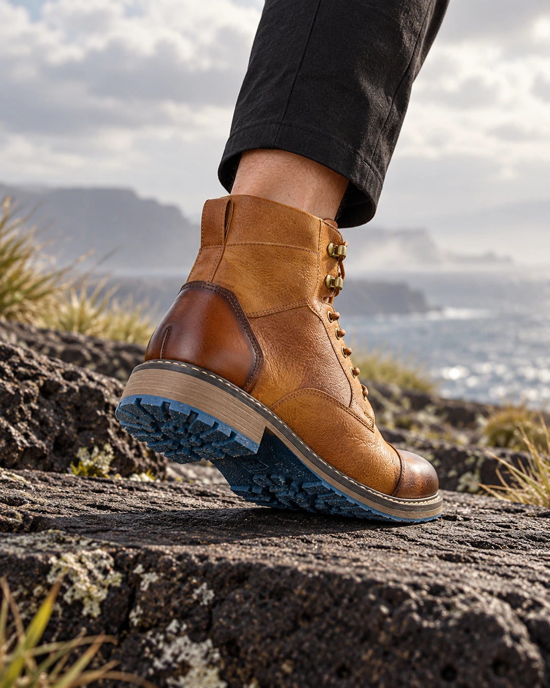 מגפיים מגביהות דגם  StreetLift Boots בצבע צהוב – צילום Editorial | StepUp Shoes
