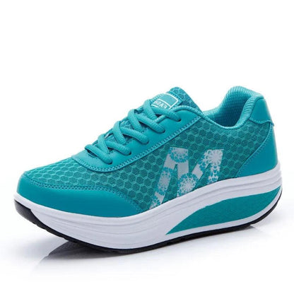 נעלי סניקרס אופנתיות לנשים - StepUp Shoes