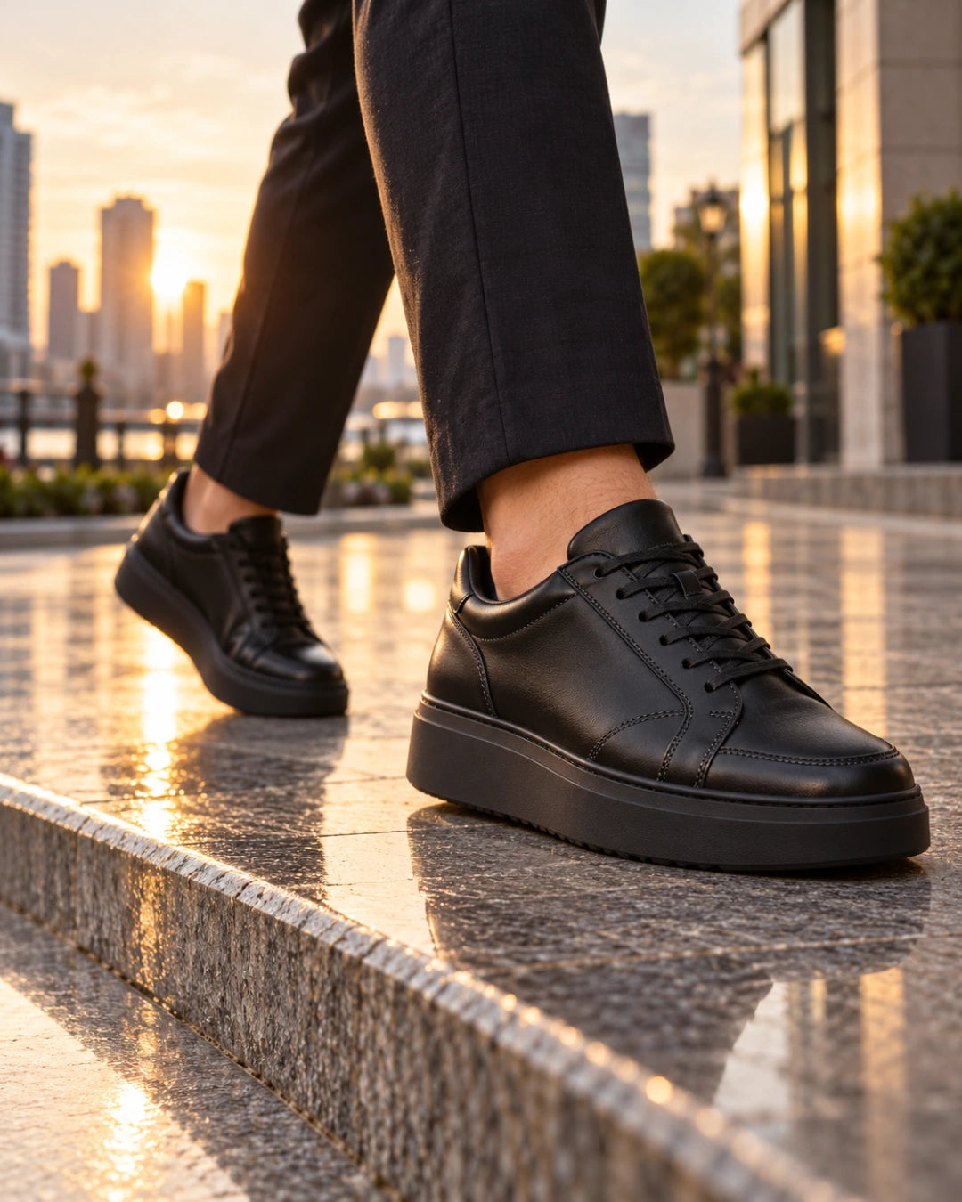 נעלי ספורט אלגנט מגביהות דגם Aristo Step בצבע שחור – צילום Lifestyle | StepUp Shoes