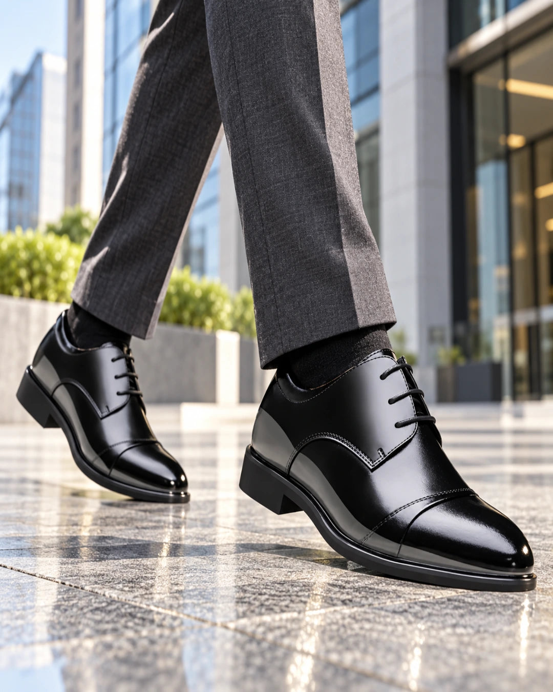 נעלי אלגנט מגביהות דגם Noble Rise בצבע שחור – צילום Lifestyle | StepUp Shoes