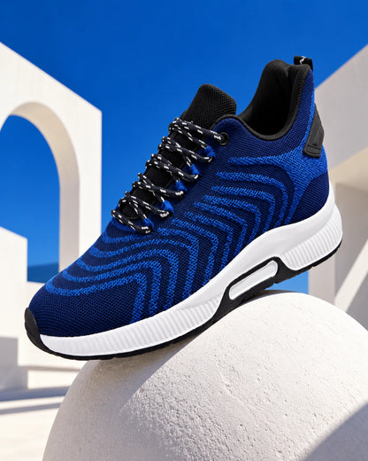 נעלי סניקרס מגביהות דגם  PeakFit בצבע כחול – צילום Editorial | StepUp Shoes