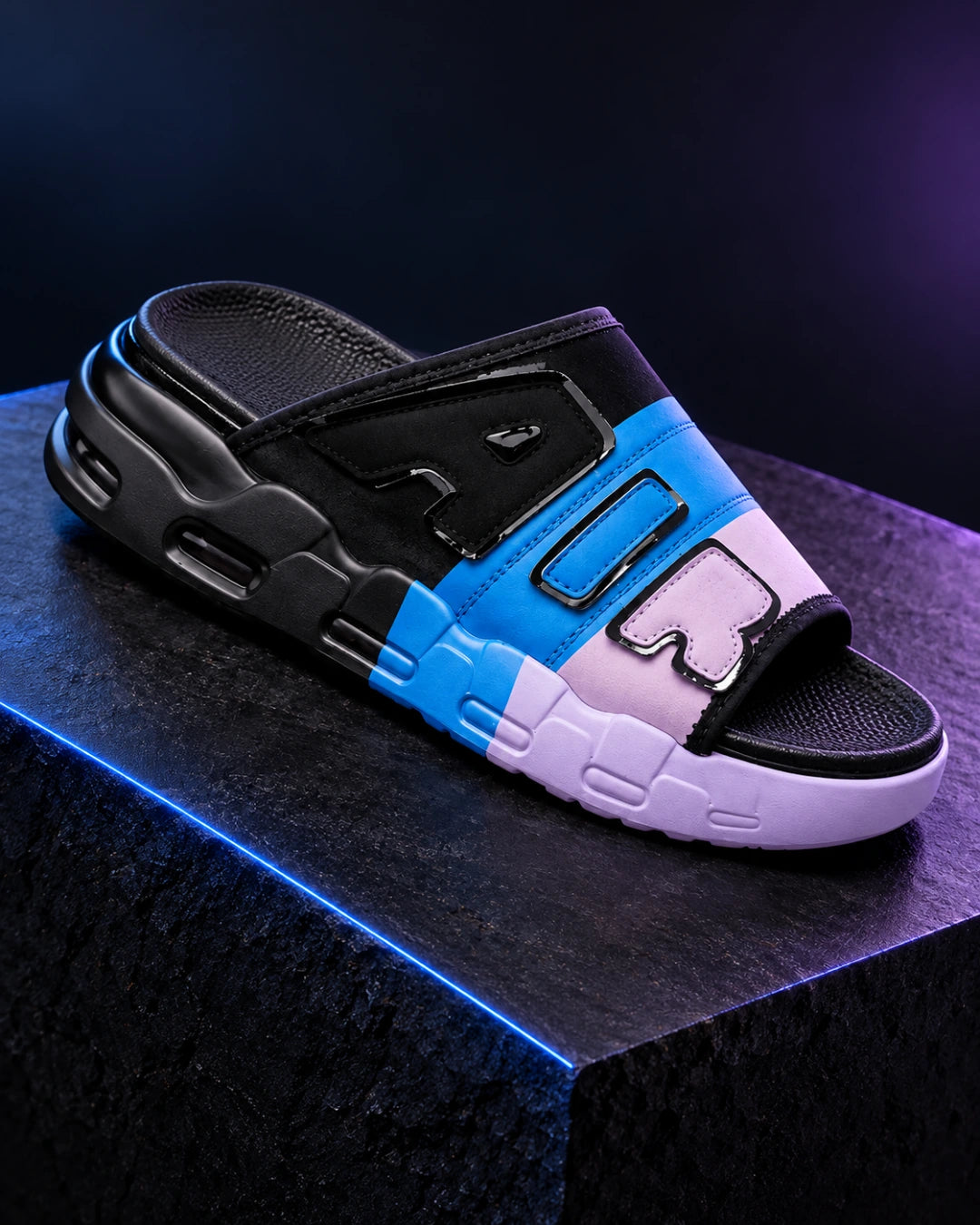 כפכפי קיץ לגברים – Air Cushion Flip Flops בצבע שחור כחול – צילום מוצר בסטודיו | StepUp Shoes