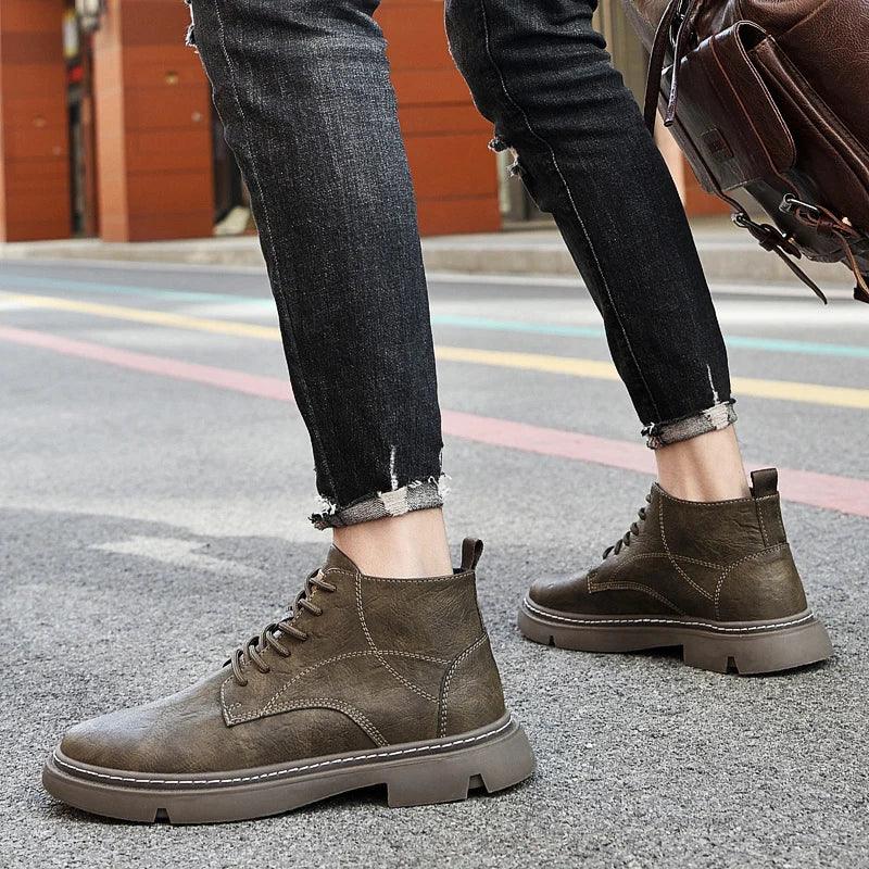 מגפיים דגם Platform Loafers - StepUp Shoes