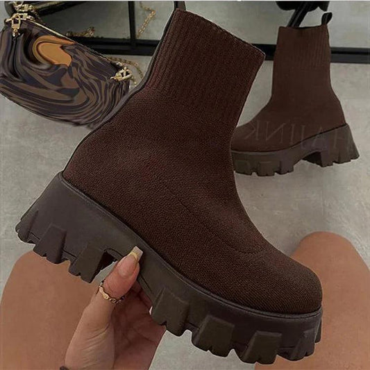 מגפיים אופנתיים לנשים עם פלטפורמה אלסטית - StepUp Shoes