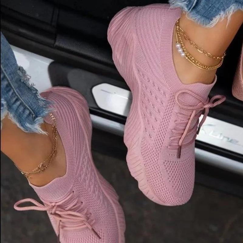סניקרס פלטפורמה אופנתיות לנשים - StepUp Shoes